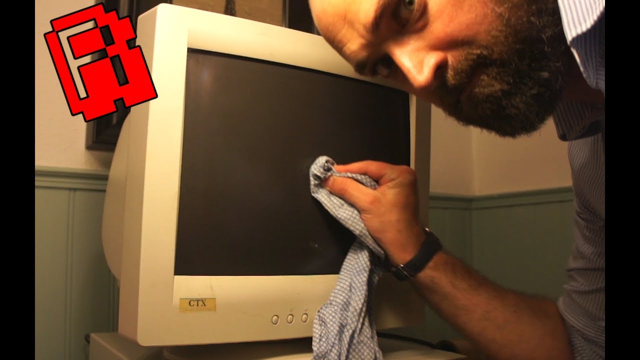 Can Toothpaste repair a CRT scratch?